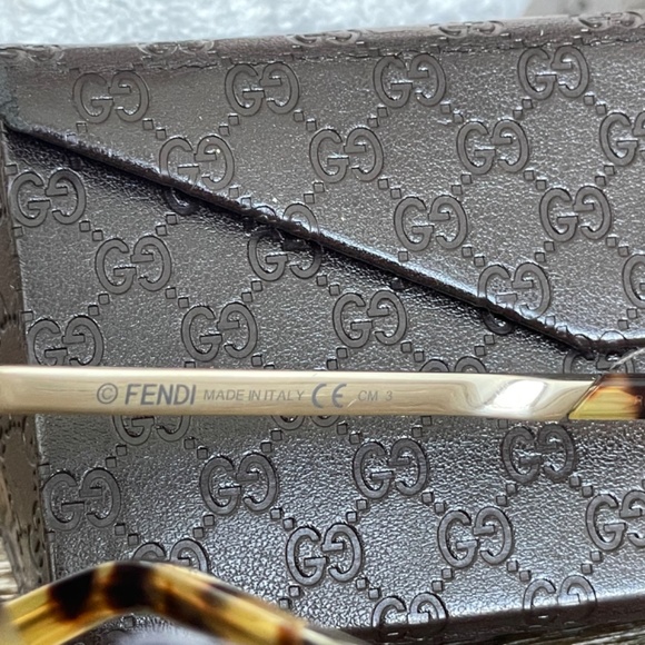 FENDI Two-Toned Sunglasses - Picture 4 of 4